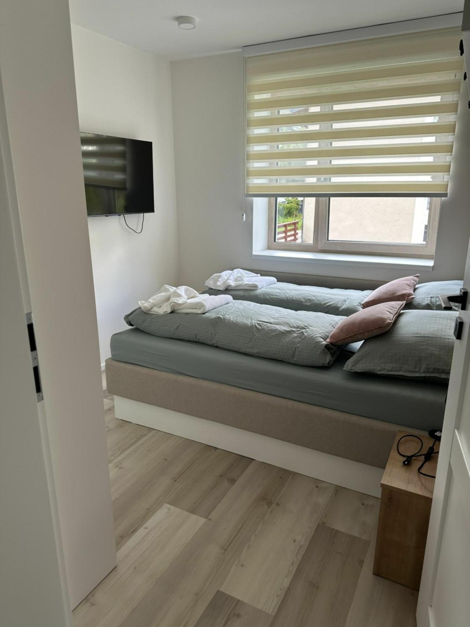 Apartman Oriens Pec Pod Snezkou Exterior photo